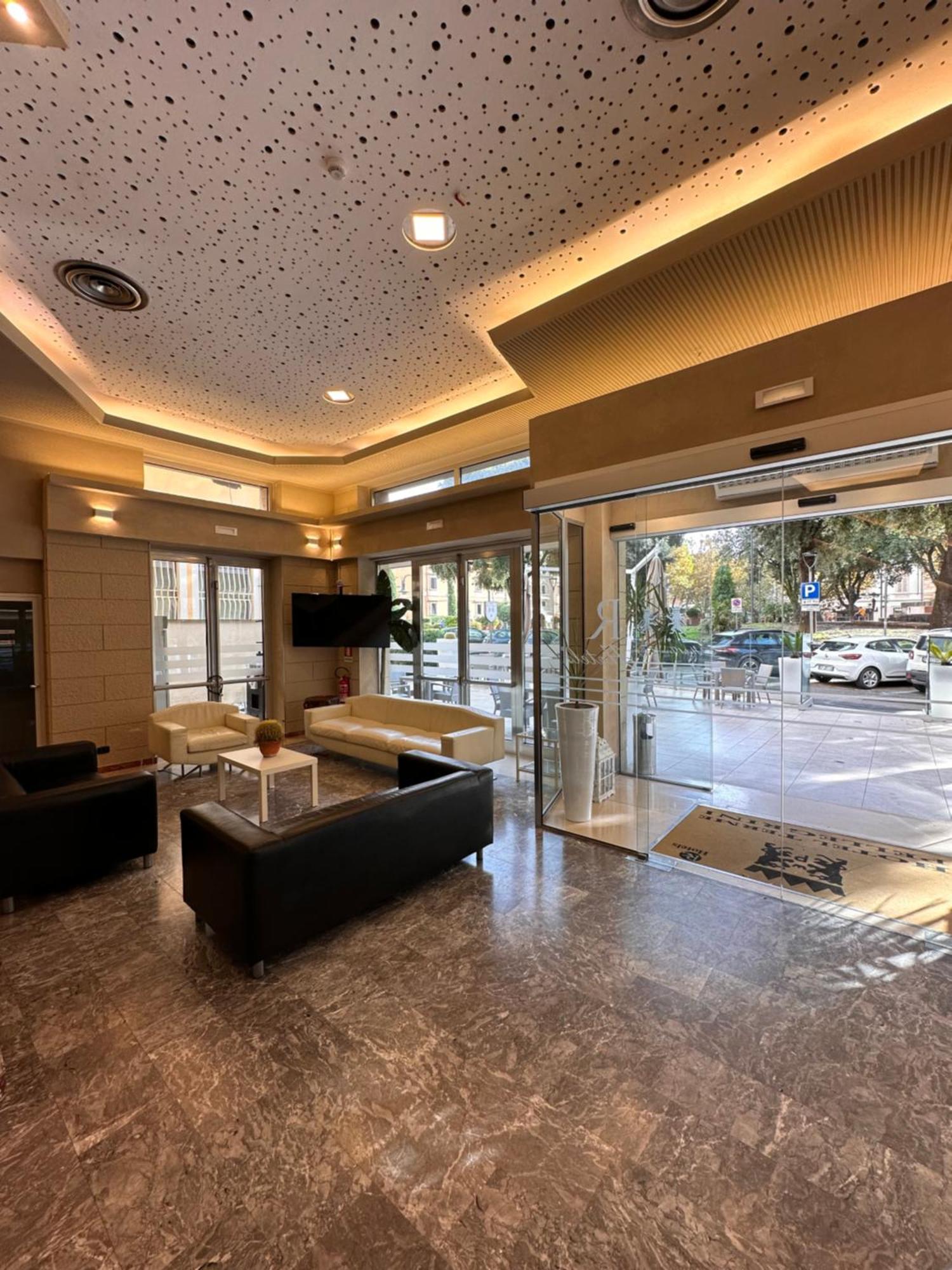 Hotel Terme Pellegrini Montecatini Terme Extérieur photo
