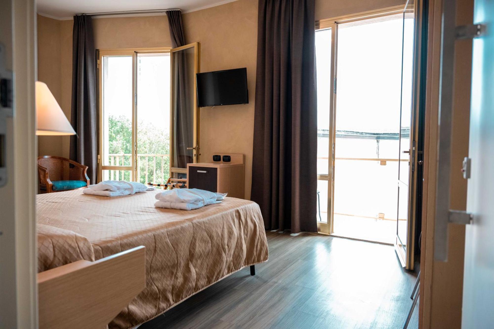Hotel Terme Pellegrini Montecatini Terme Extérieur photo