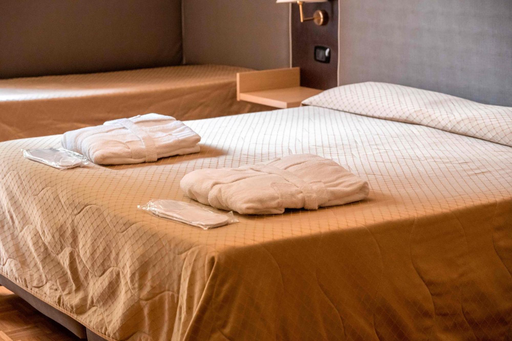Hotel Terme Pellegrini Montecatini Terme Extérieur photo