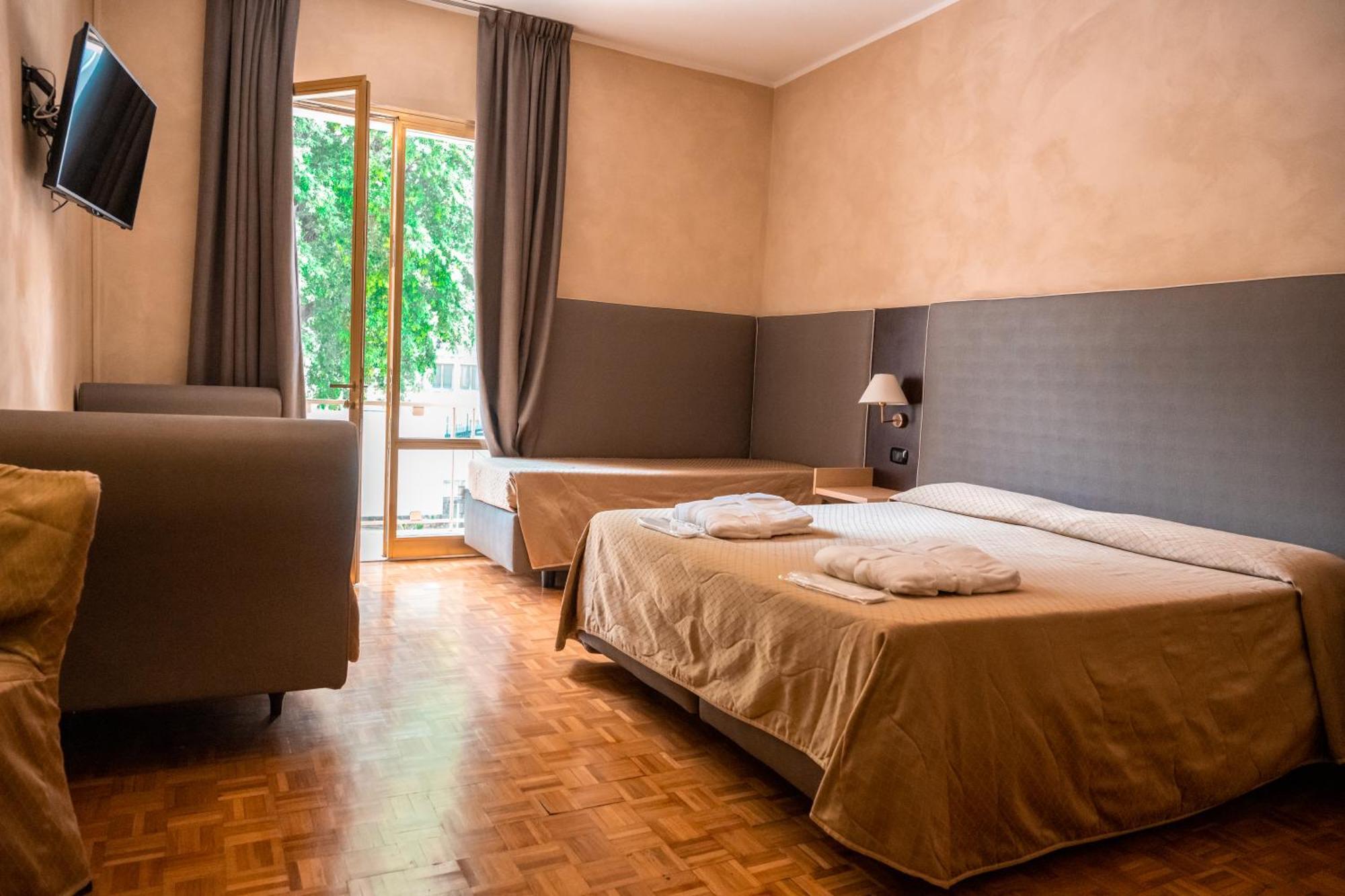 Hotel Terme Pellegrini Montecatini Terme Extérieur photo