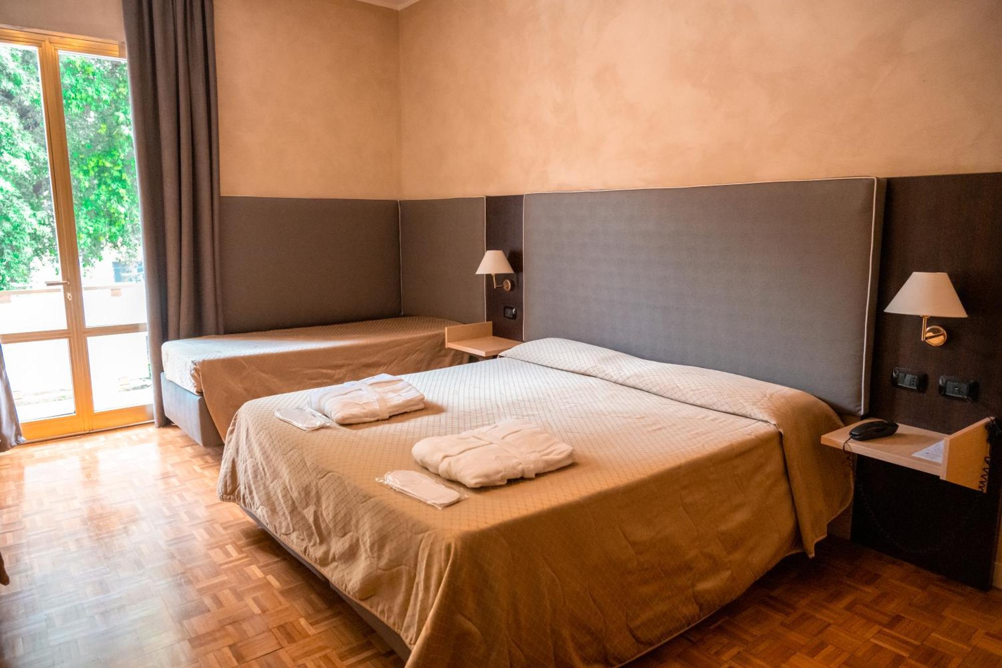 Hotel Terme Pellegrini Montecatini Terme Extérieur photo