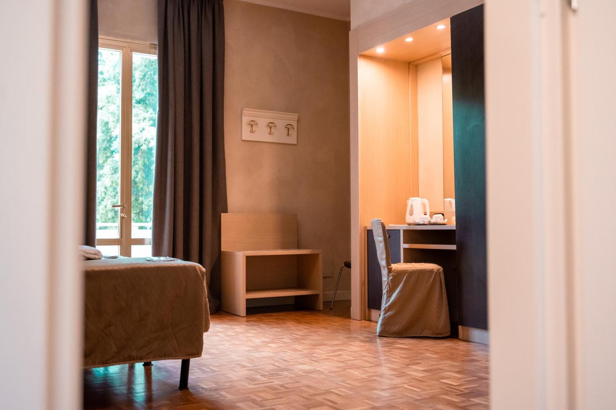 Hotel Terme Pellegrini Montecatini Terme Extérieur photo