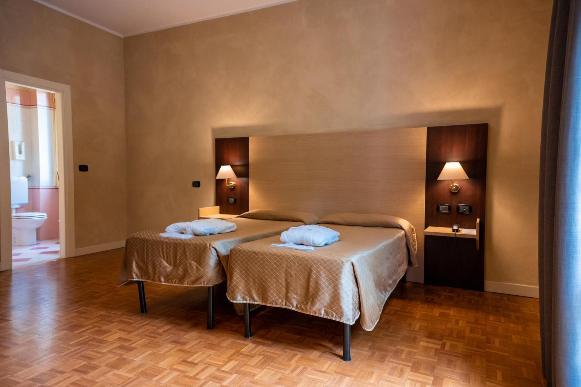 Hotel Terme Pellegrini Montecatini Terme Extérieur photo